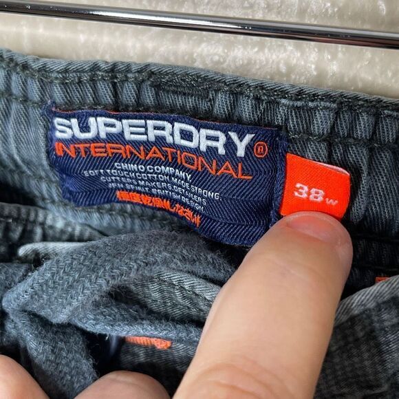 Superdry International Men's Slim-Fit Chino Shorts Gray Size 38W - Picture 2 of 8